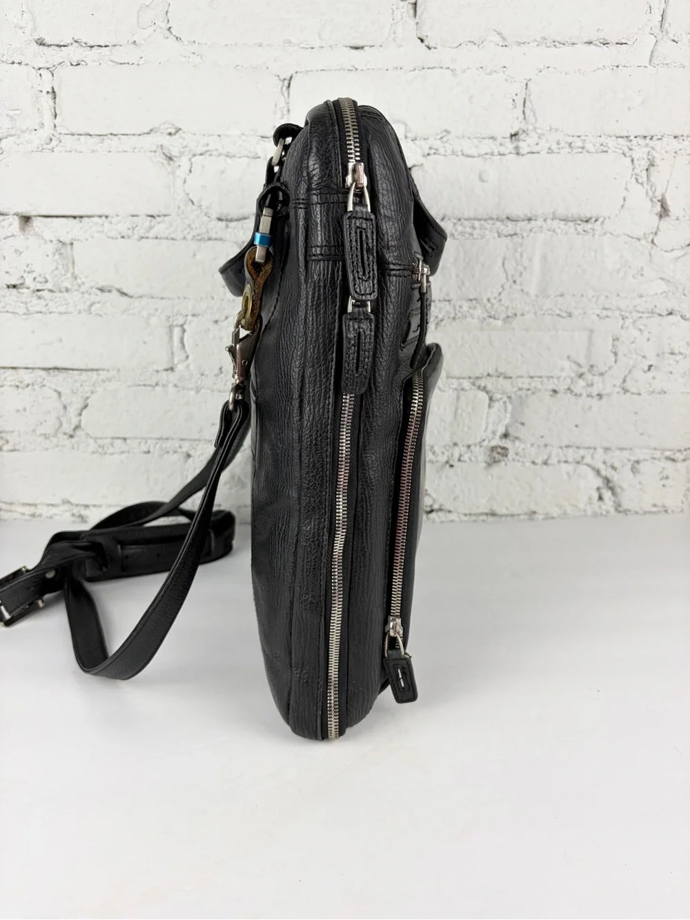 Piquadro Black Leather Vertical Briefcase Laptop Sleeve Travel Bag